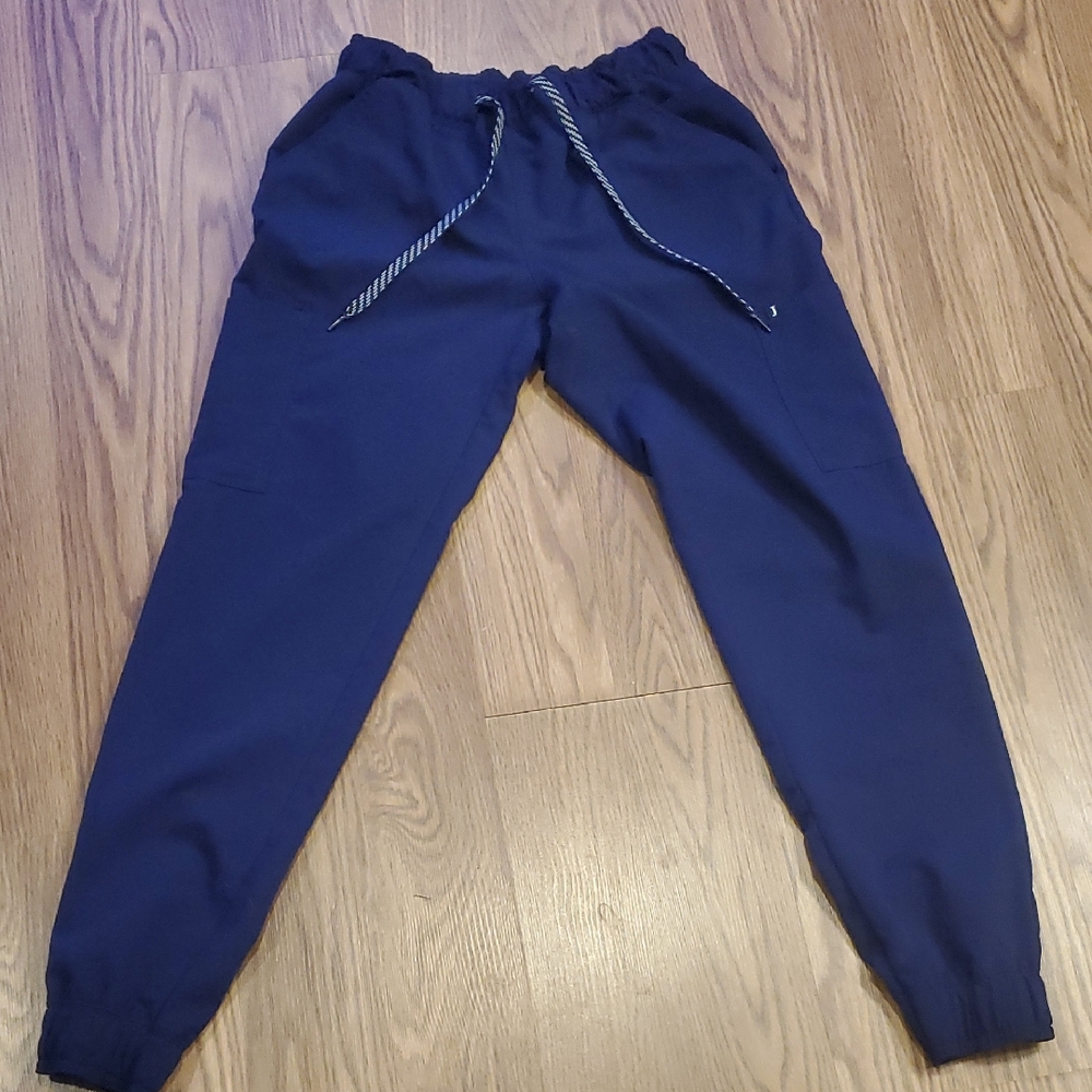 Jaanuu Navy Blue